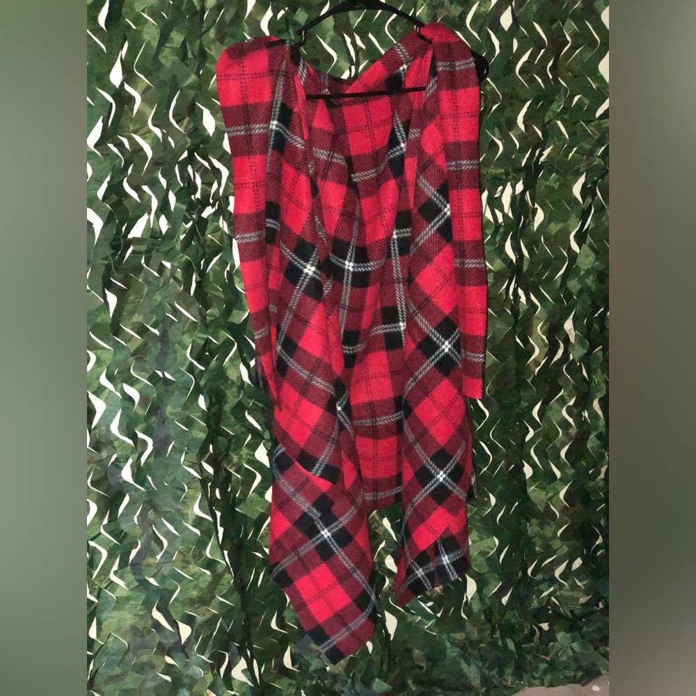 Red Plaid Fleece Shawl